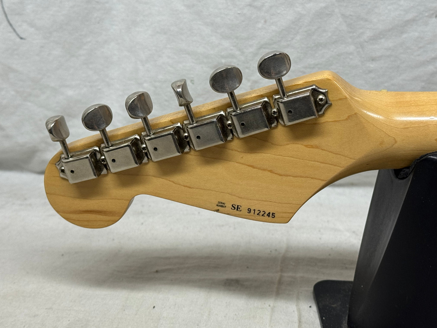 Fender USA Eric Clapton Stratocaster Guitar with Case - Lace Sensor Pickups 1993 - Pewter / Maple neck