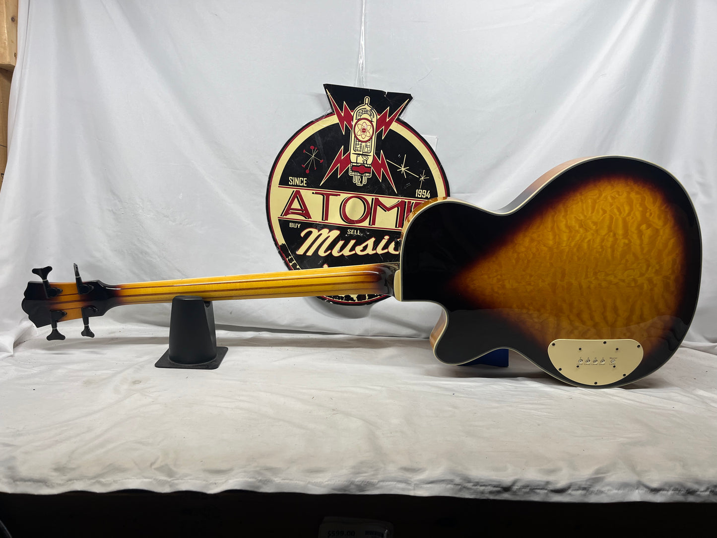 Washburn AB40VSK Singlecut Acoustic Electric Bass