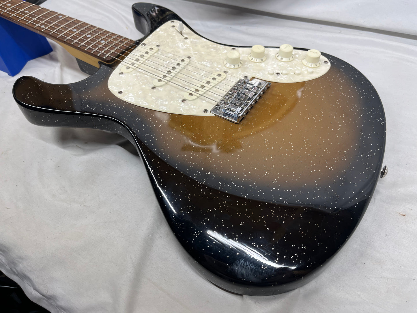 Danelectro Danoblaster Innuendo with Built-In Effects Doublecut Electric Guitar