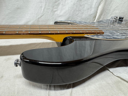 Line 6 Variax Model 700 4-string Bass 2005