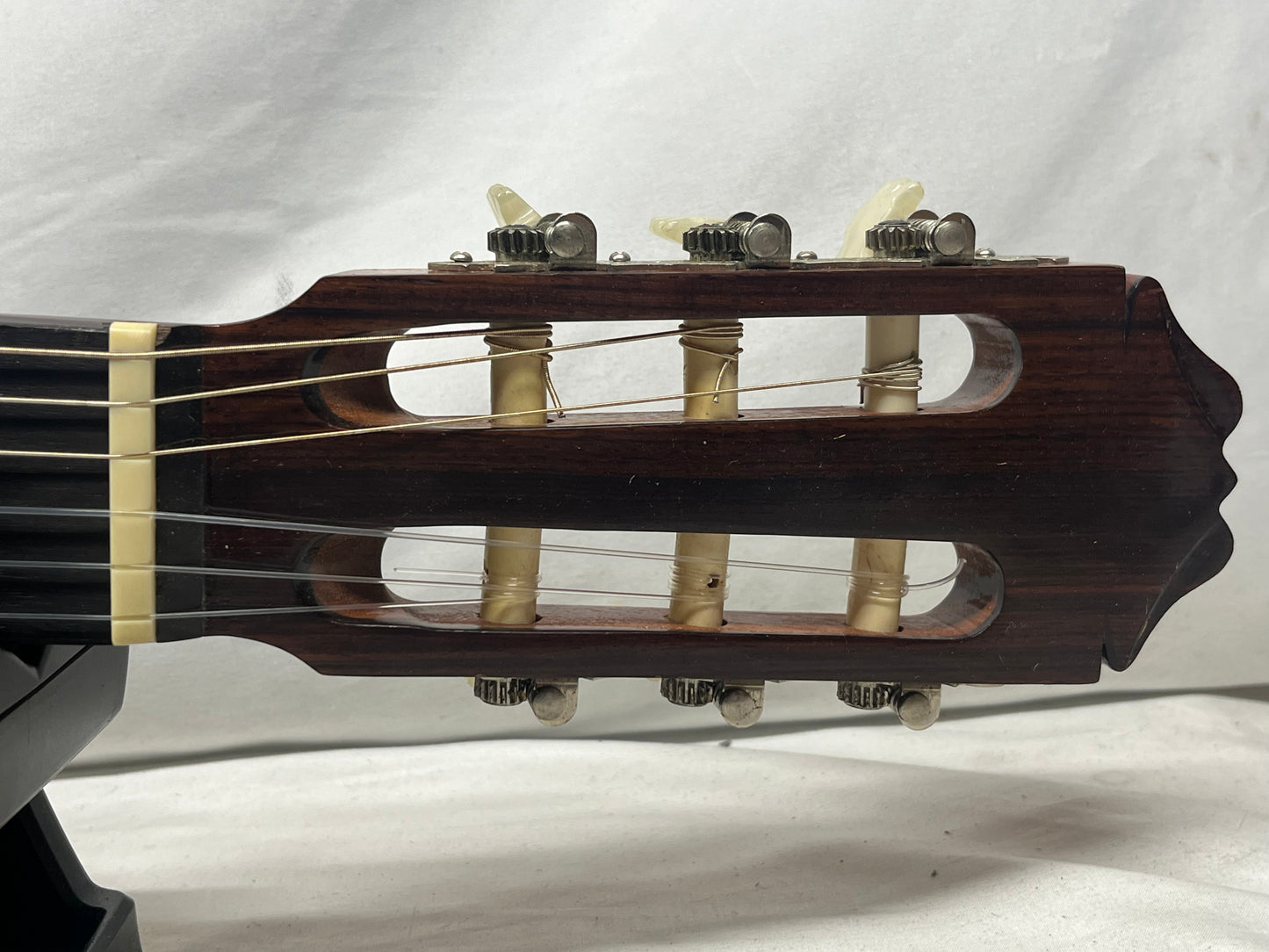 Aria AC-15 Concert Classical Acoustic Guitar