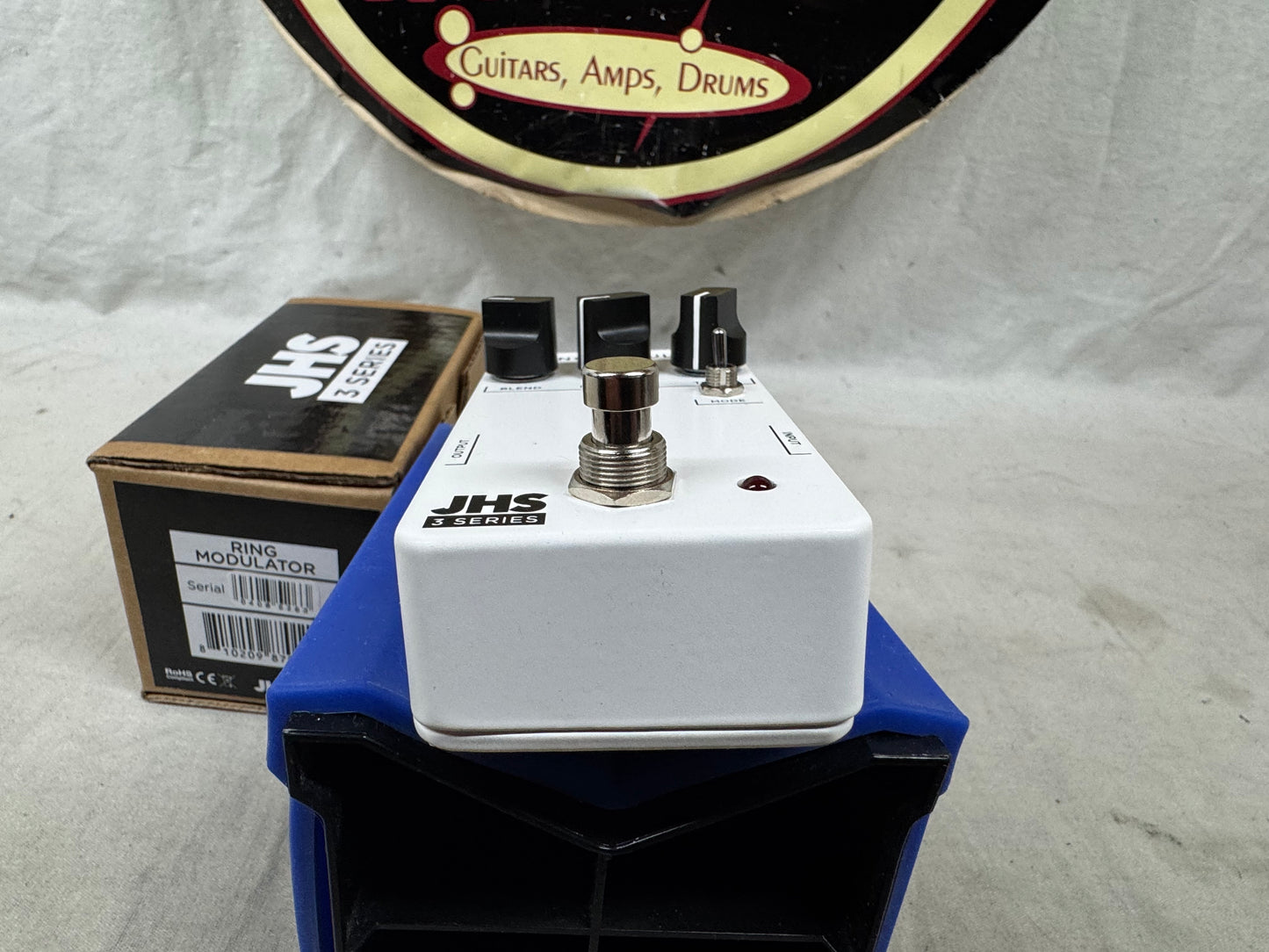 JHS Pedals 3 Series Ring Modulator Pedal with Box