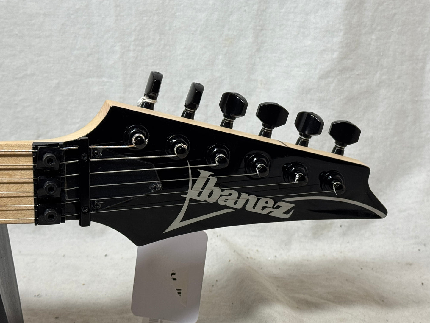 Ibanez RG Series RG550-BK Guitar with Case - MIJ Japan 2025 - Black / Maple neck