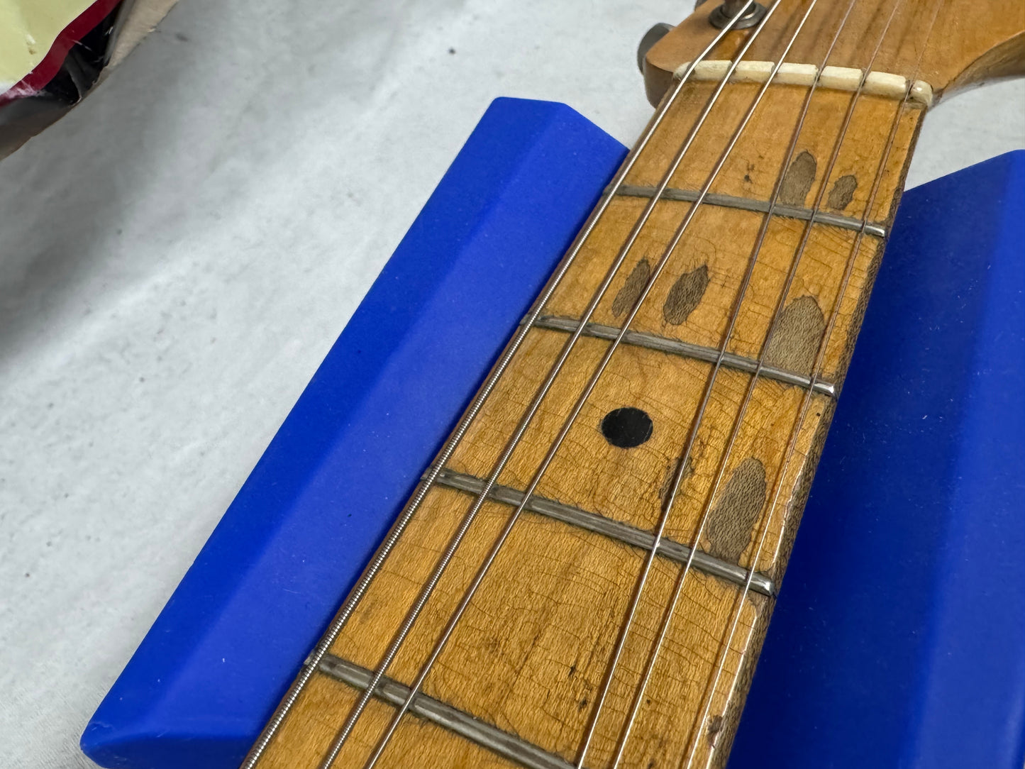 Fender MusicMaster music master Guitar 1961 - Black (likely re-fin'd) / Maple neck