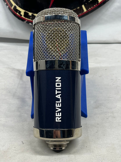 MXL Revelation Variable-Pattern Tube Condenser Microphone with Shock Mount and Case