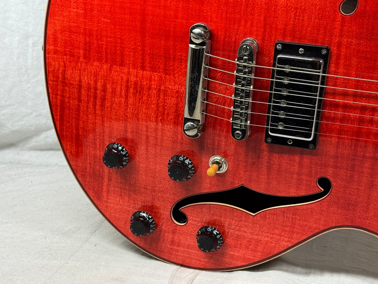 Eastman T185MX-BD t185mx Thinline Semi-Hollowbody Guitar with Case