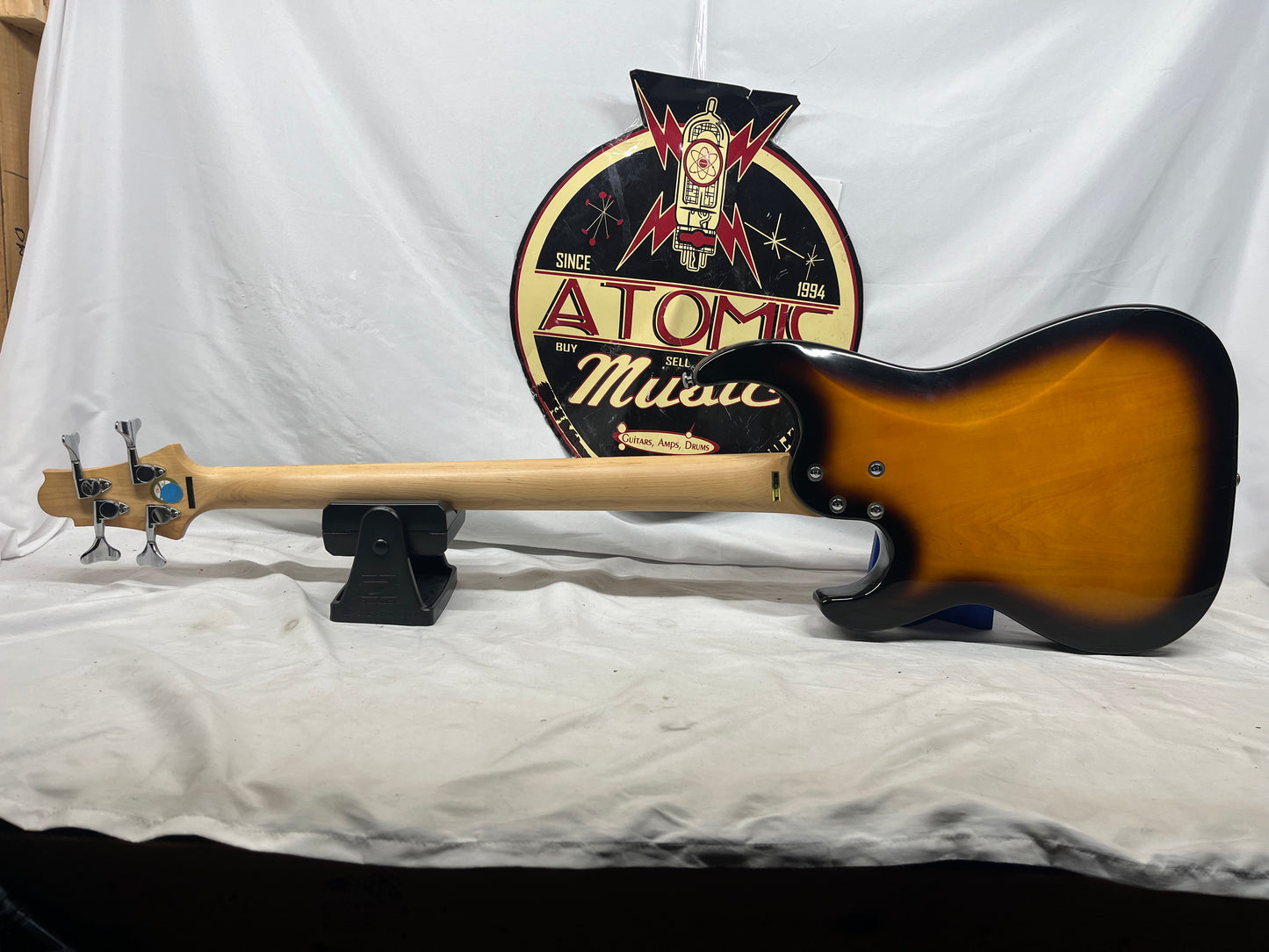 Samick Greg Bennett Corsair CR2 4-String Doublecut P-Style Bass