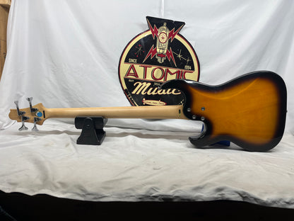 Samick Greg Bennett Corsair CR2 4-String Doublecut P-Style Bass