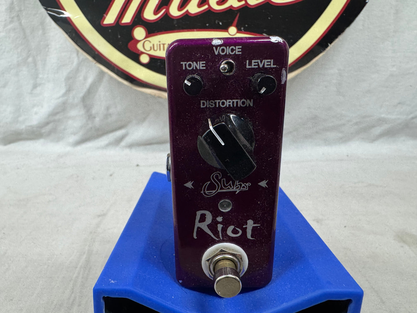 Suhr Riot Mini Distortion Pedal