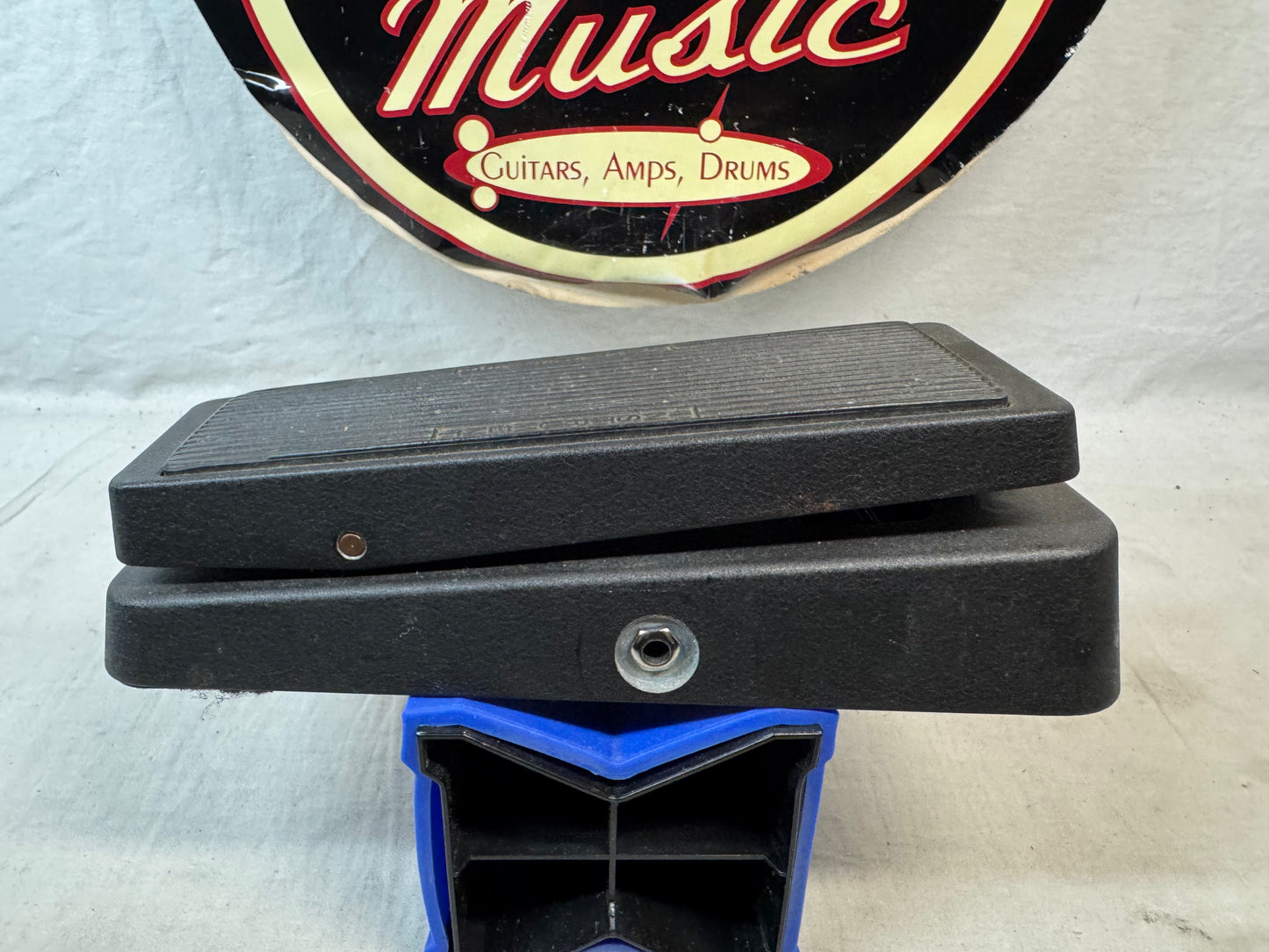 Dunlop GCB95F GCB-95F Cry Baby crybaby Classic Wah Pedal with Fasel Inductor - missing battery cavity cover / feet