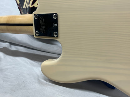 Squier Classic Vibes 4-String Electric Precision Bass '50s - White Blonde