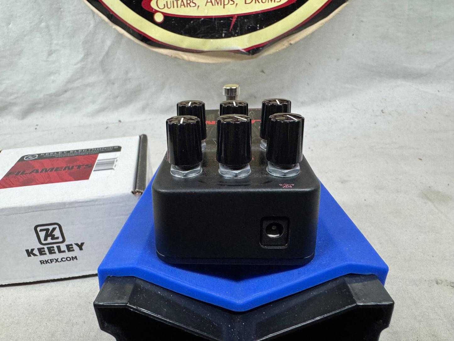 Keeley Electronics Filaments High Gain Distortion Pedal with Box