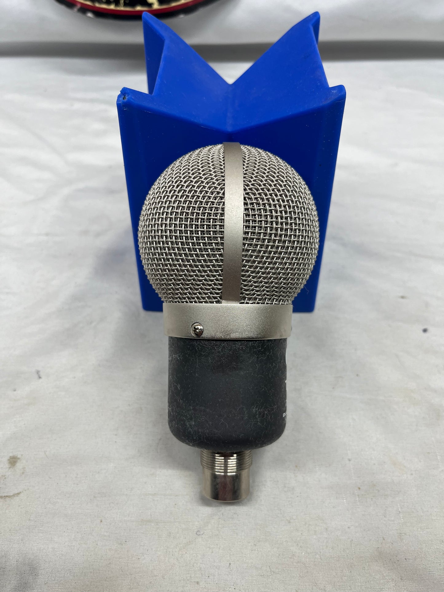 CAD Trion 7000 Dual-Element Ribbon Microphone with Case and Shock Mount