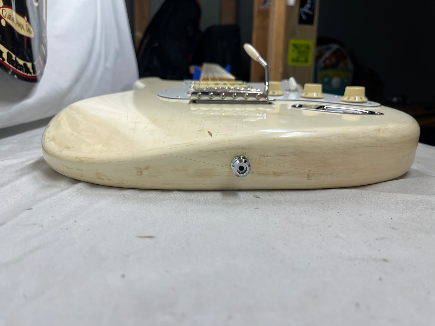 Fender Jimi Hendrix Stratocaster Strat Electric Guitar - Olympic White