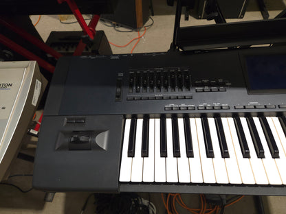 Korg i30 Interactive Music Workstation Keyboard - Local Pickup Only