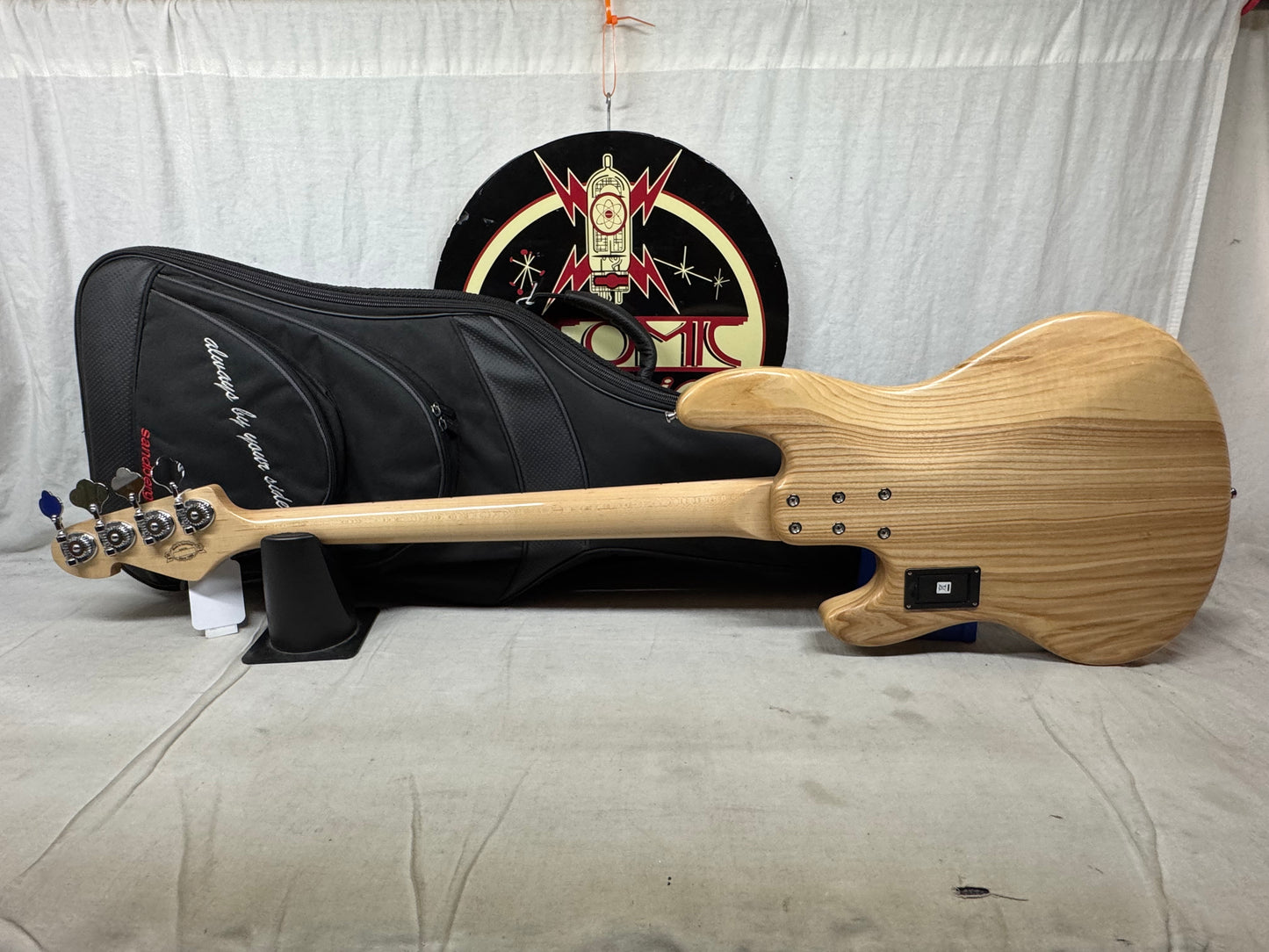 Sandberg California TT-4 tt4 SL Superlight 4-string Bass with Gig Bag