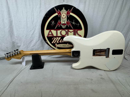Fender EOB Sustainer Ed O'Brien ( Radiohead ) Signature Stratocaster Guitar with Case - Image 9
