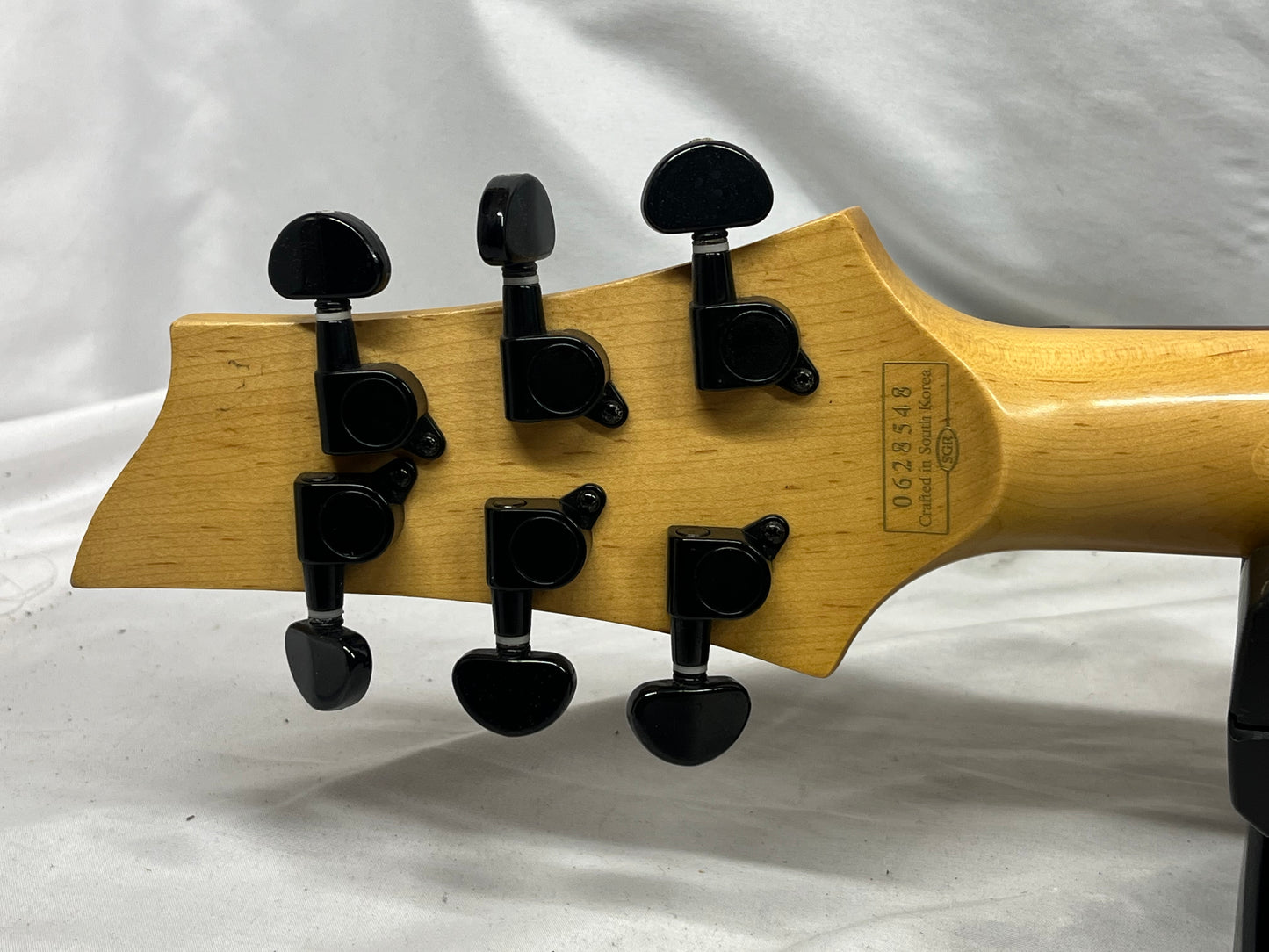 Schecter Diamond Series Omen-6 Doublecut Electric Guitar
