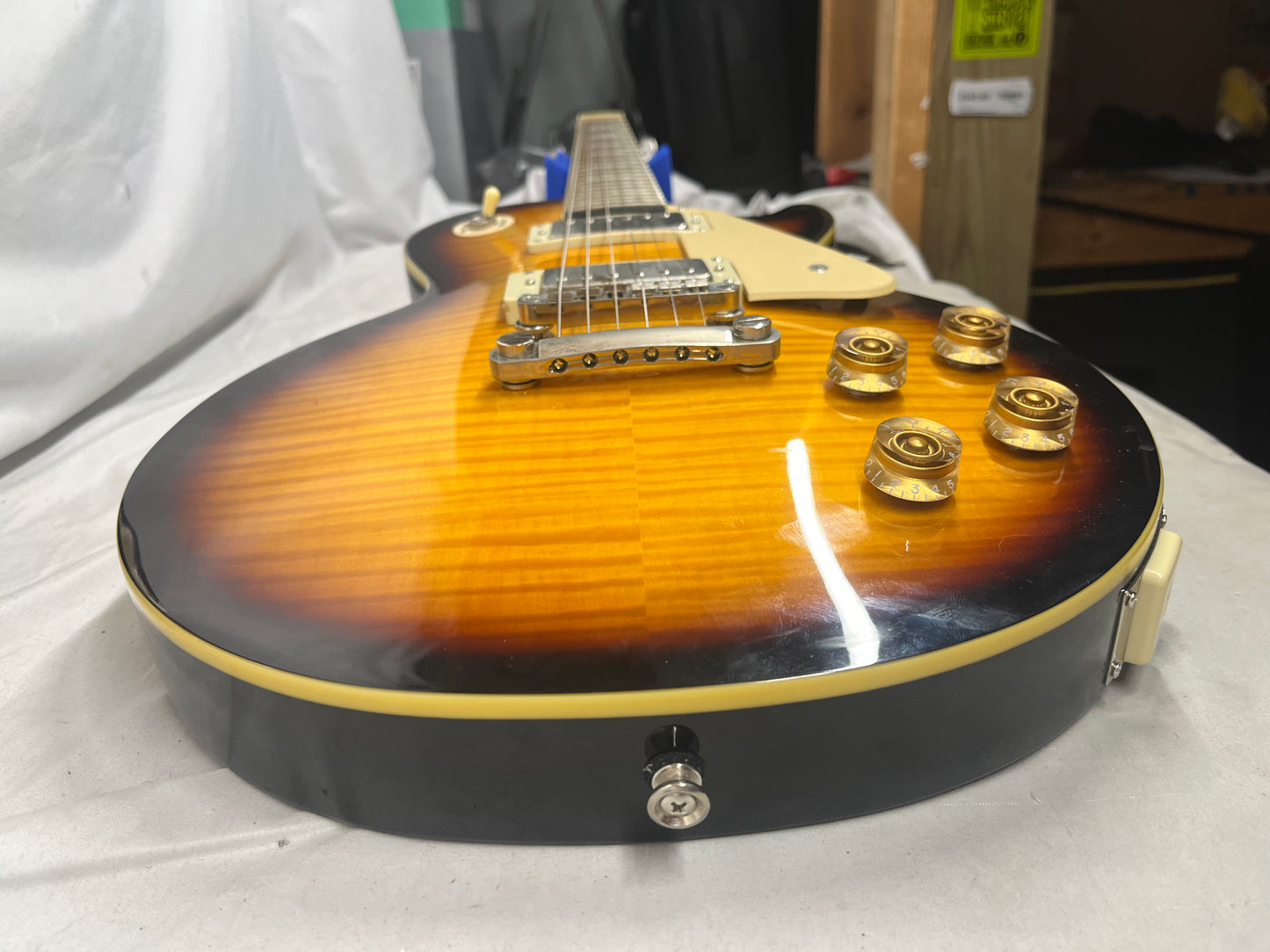 Epiphone Les Paul Ultra-III Singlecut Electric Guitar with Case