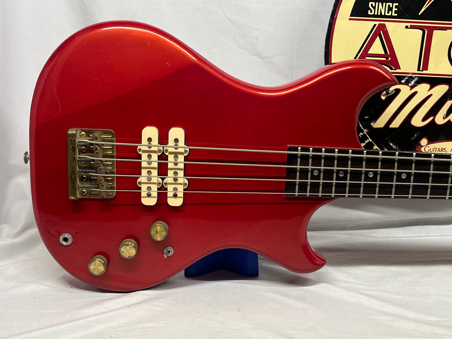 Westone Thunder 4-String Electric Bass