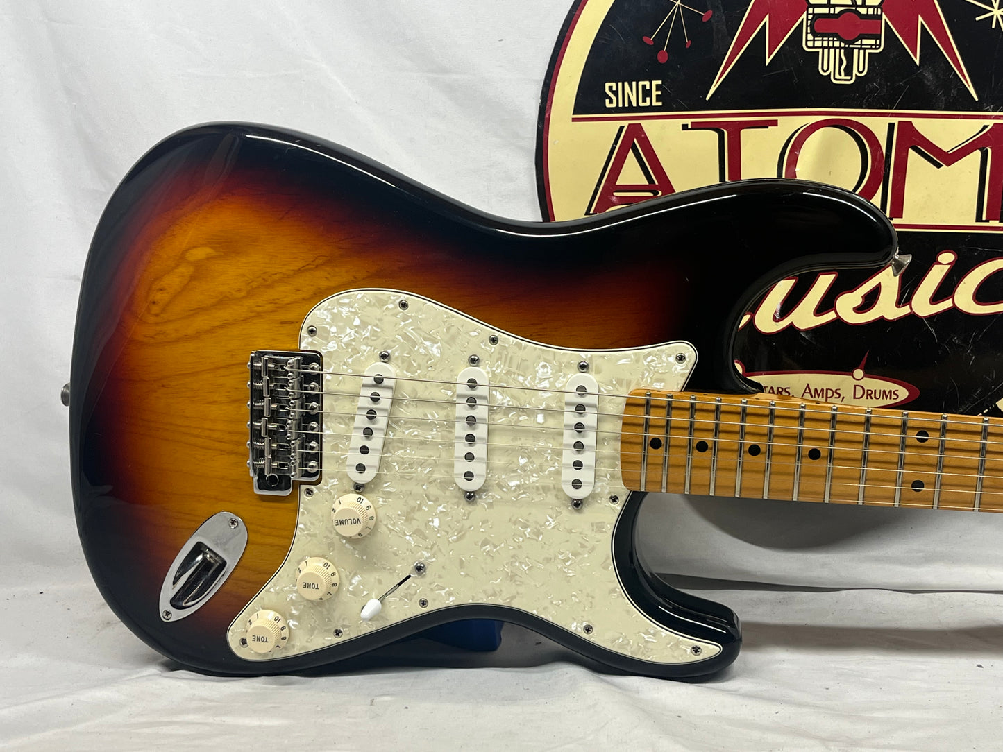 Fender FSR Player Stratocaster Strat Electric Guitar MIM - Made in Mexico - 3-Color Sunburst
