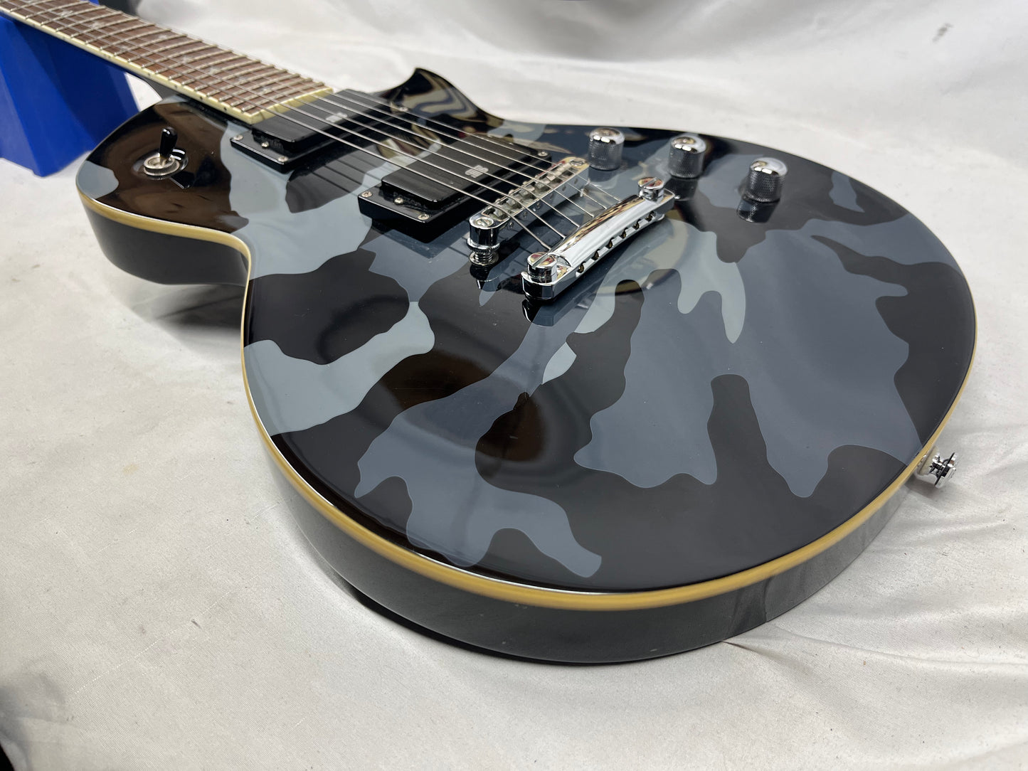ESP LTD WA-200 Will Alder Signature  - Black Camo Electric Guitar