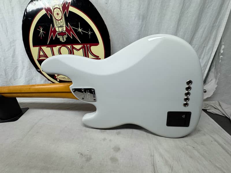 Fender American Ultra II 2 Jazz Bass V 5-string J-Bass - Image 11