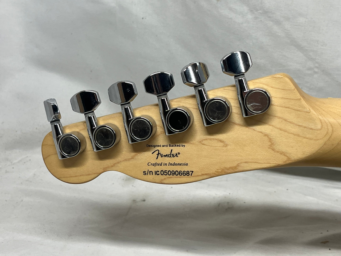 Squier Classic Vibes '60s Telecaster Tele Semi-Hollow Body Electric Guitar
