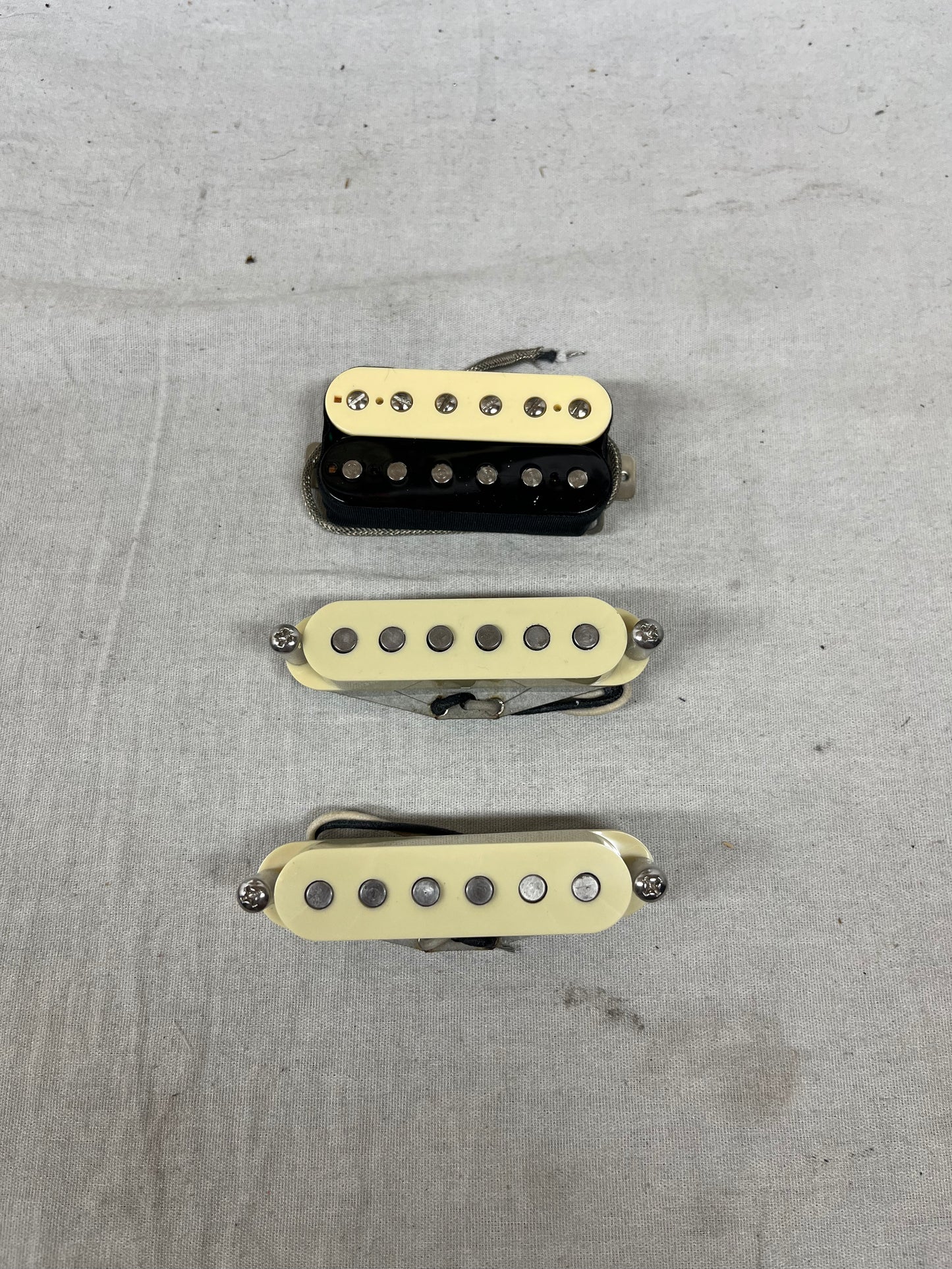 Radioshop ID:Evolution id evolution RSHSS HSS Guitar Pickup Set with COA + Box