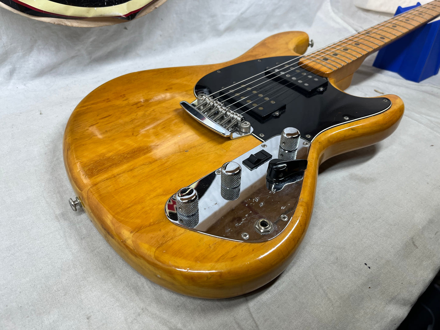 Music Man StingRay I Double Cutaway Electric Guitar with Hard Case - Natural