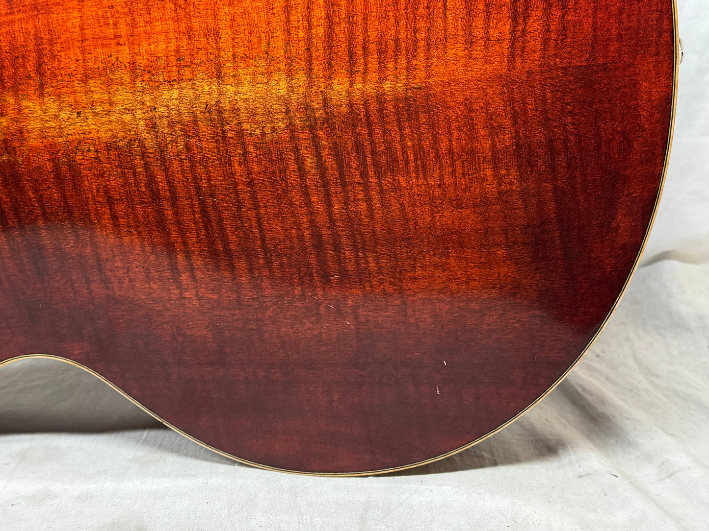 Eastman T58/V t 58 Archtop Hollowbody Guitar with Case