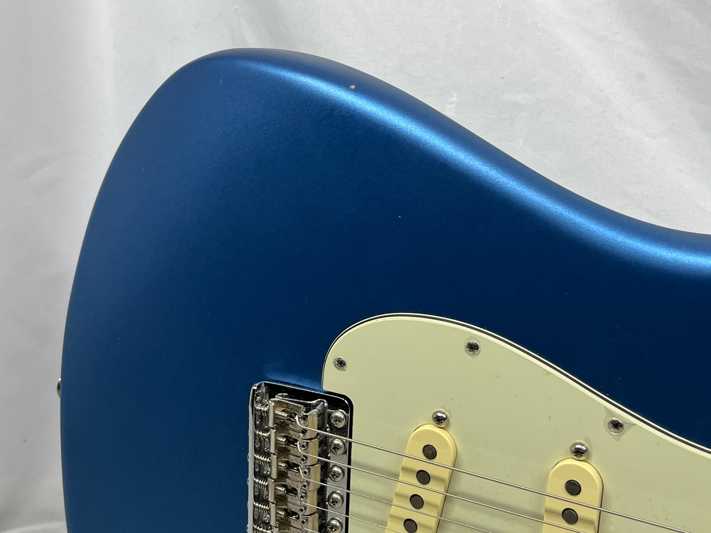 Fender American Performer Stratocaster Strat Electric Guitar 2021 - Satin Lake Placid Blue