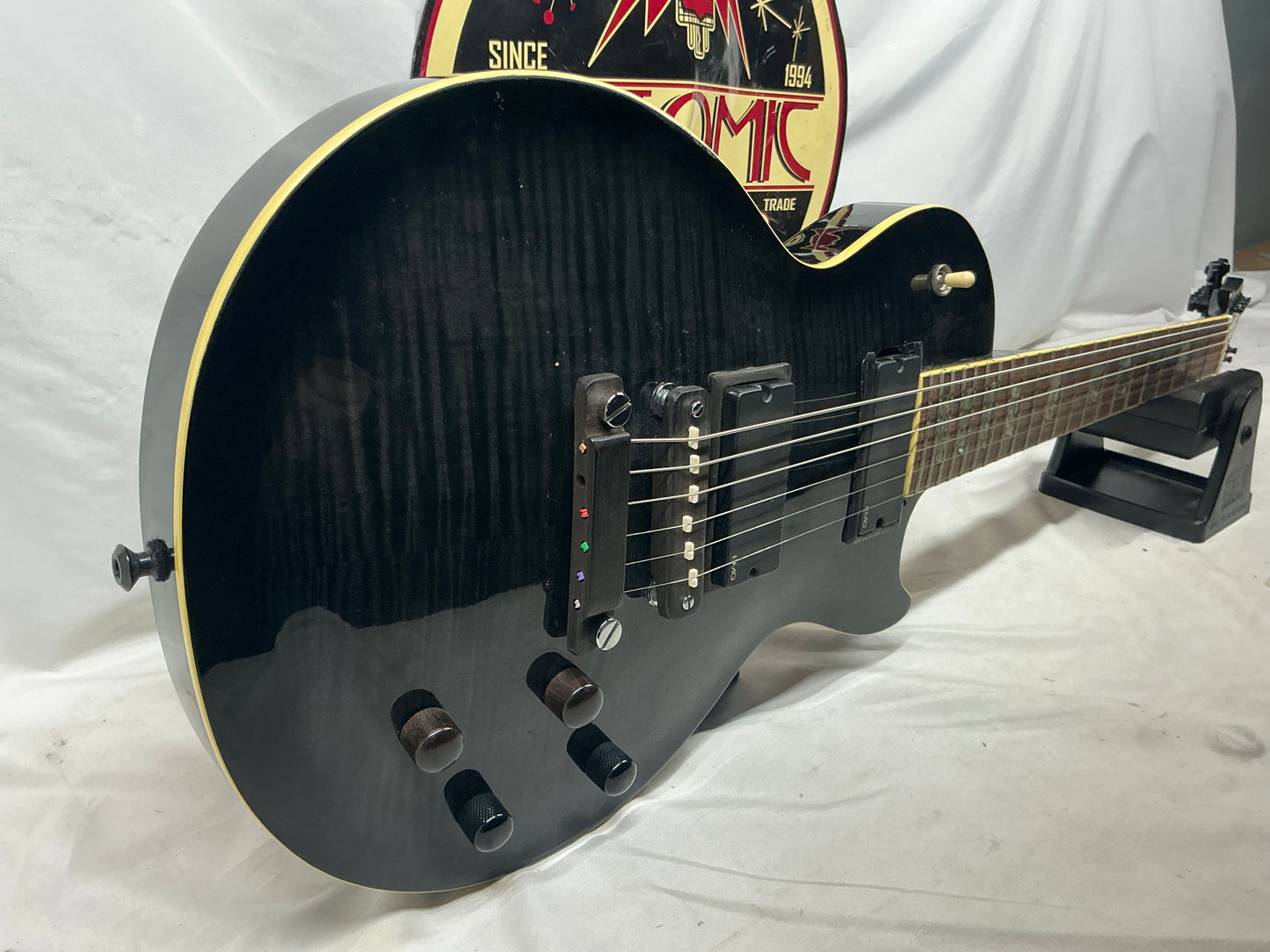 Epiphone Les Paul 7 -> 6-String Conversion with EMG Pickups