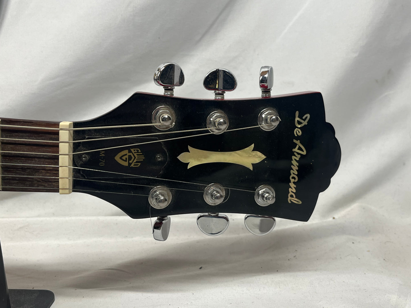 DeArmond M-70 Singlecut Electric Guitar