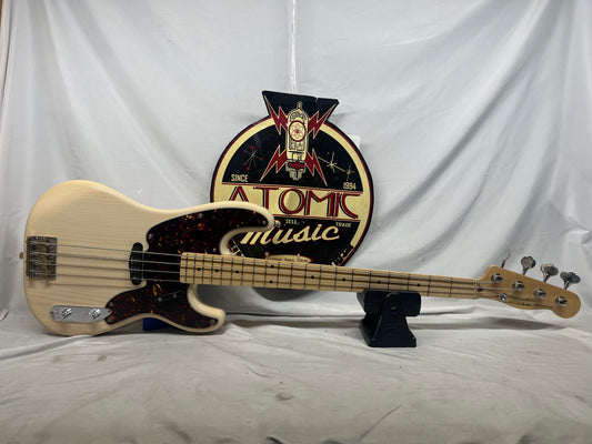 Squier Classic Vibes 4-String Electric Precision Bass '50s - White Blonde