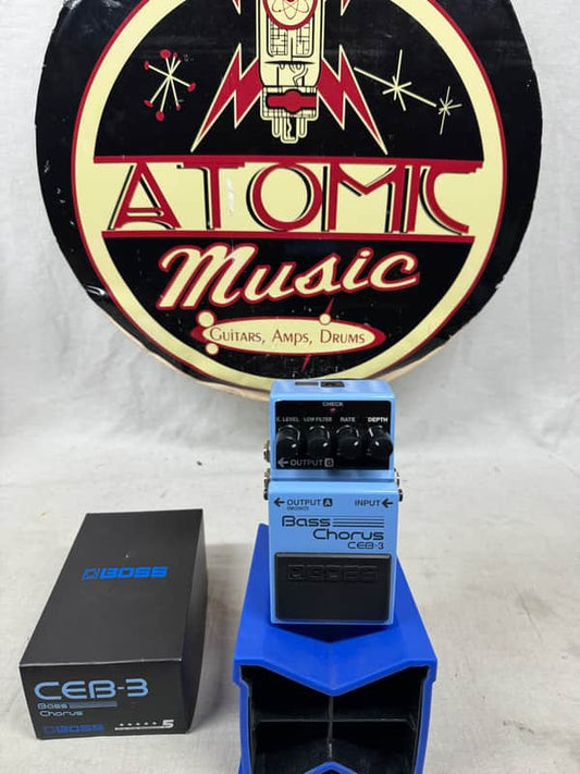 Boss CEB-3 ceb3 Bass Chorus Pedal with Box
