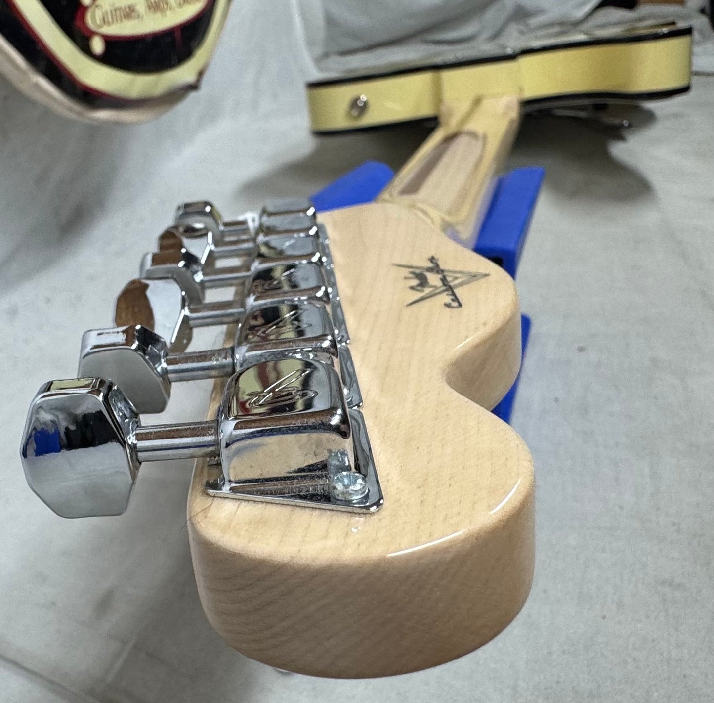 Fender USA Custom Shop 1969 '69 Telecaster Custom NOS Guitar with COA + Case 2014 - Vintage White - Double Black Binding / Maple neck
