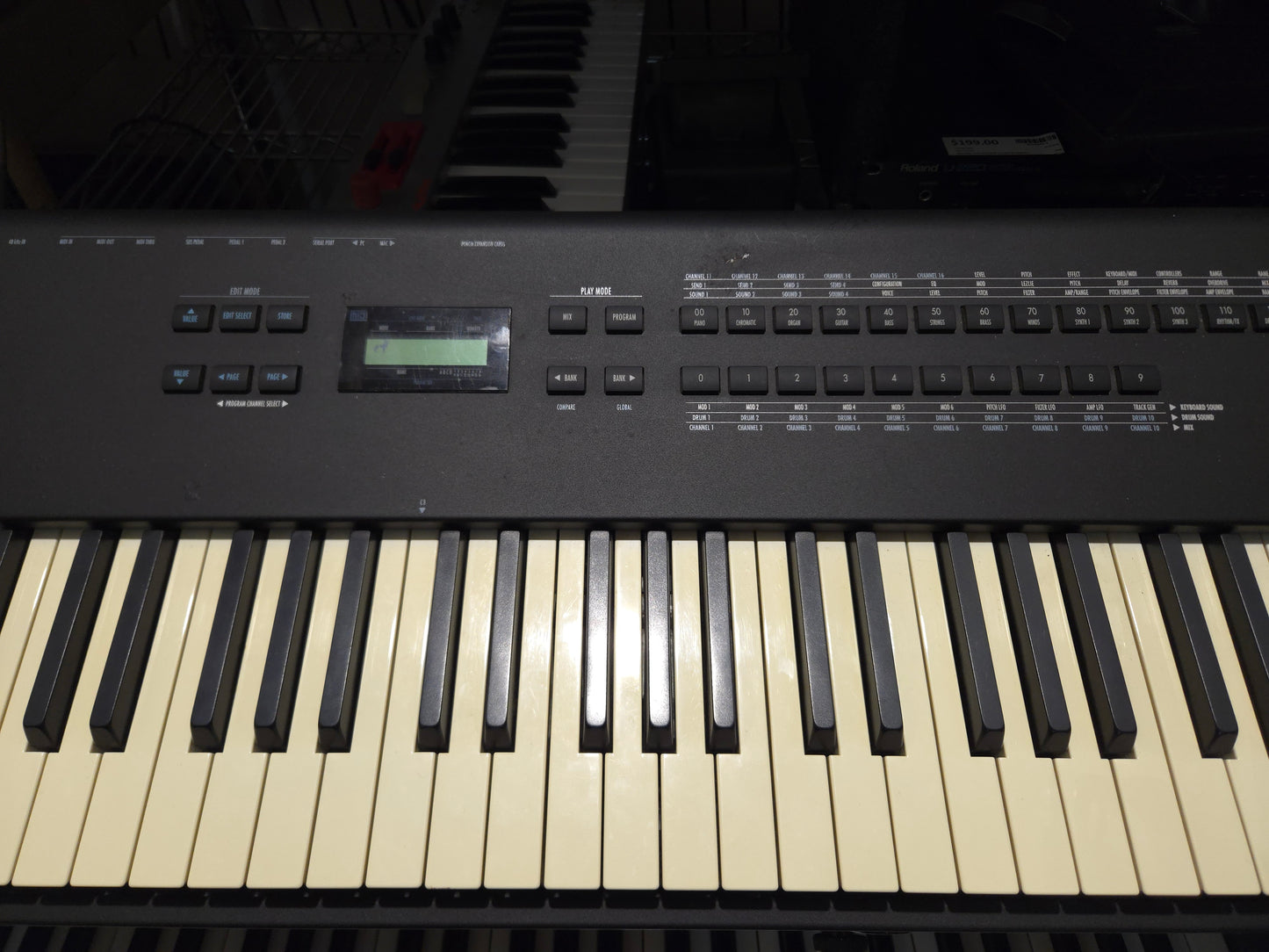 Alesis QS8 1996 - Local Pickup Only