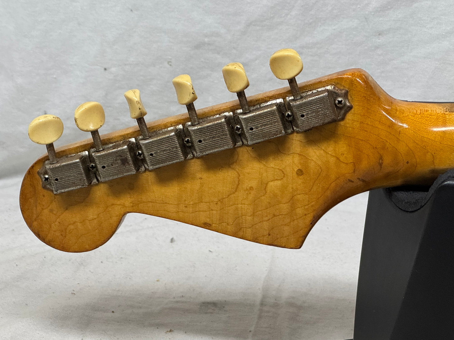 Fender USA Duo-Sonic Guitar with Case 1960s