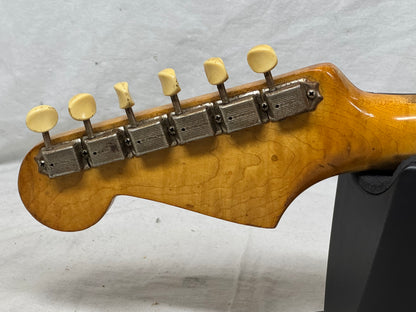 Fender USA Duo-Sonic Guitar with Case 1960s