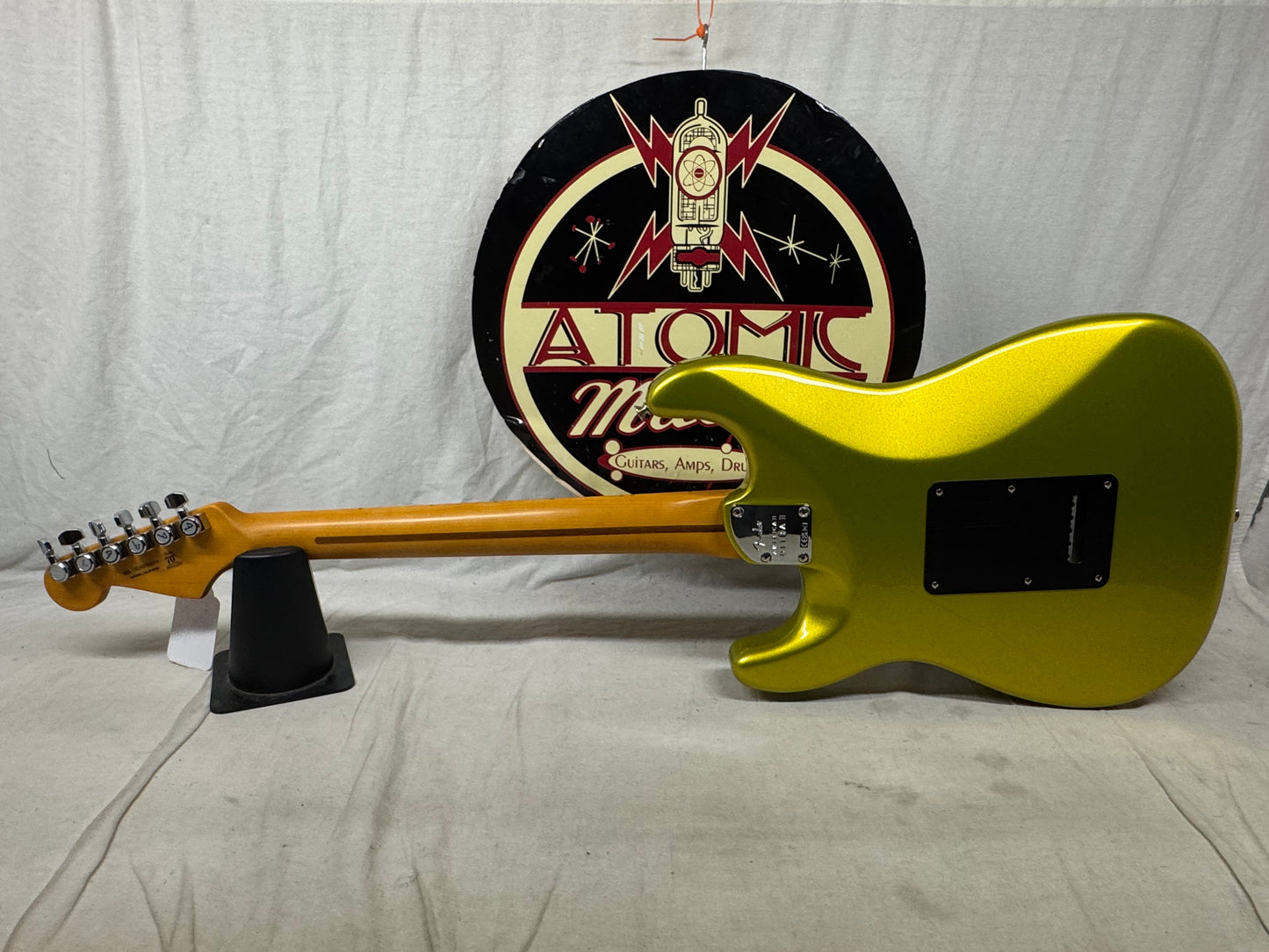 Fender American Ultra II 2 Stratocaster Guitar with COA + Case 2024 - Solar Flare / Maple neck