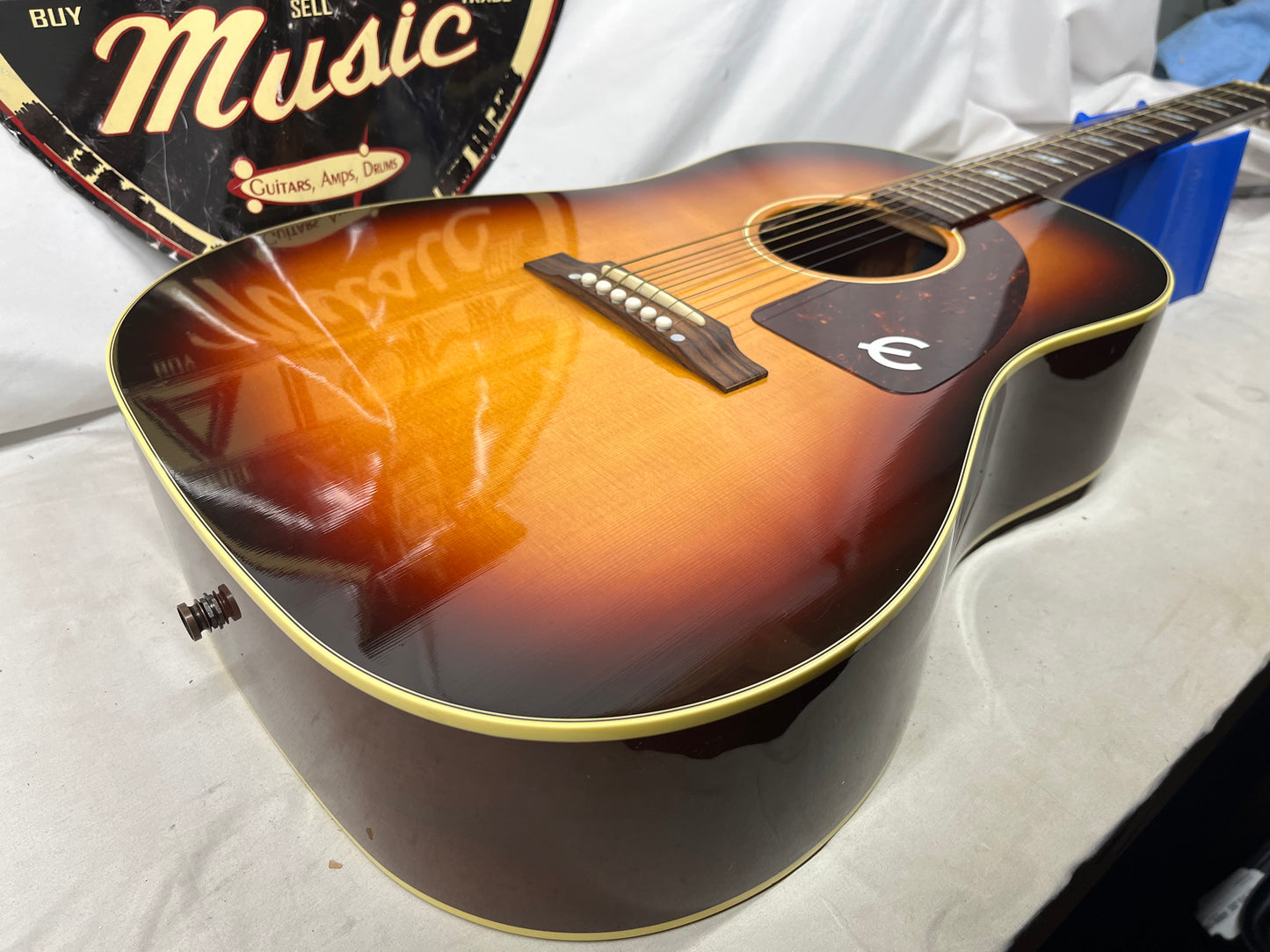 Epiphone Texan FT-79 Acoustic Electric Guitar with Hard Case