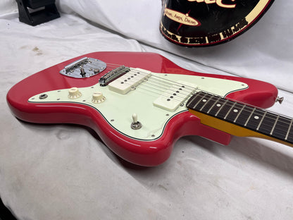 Fender American Professional Classic Jazzmaster Electric Guitar - Faded Dakota Red