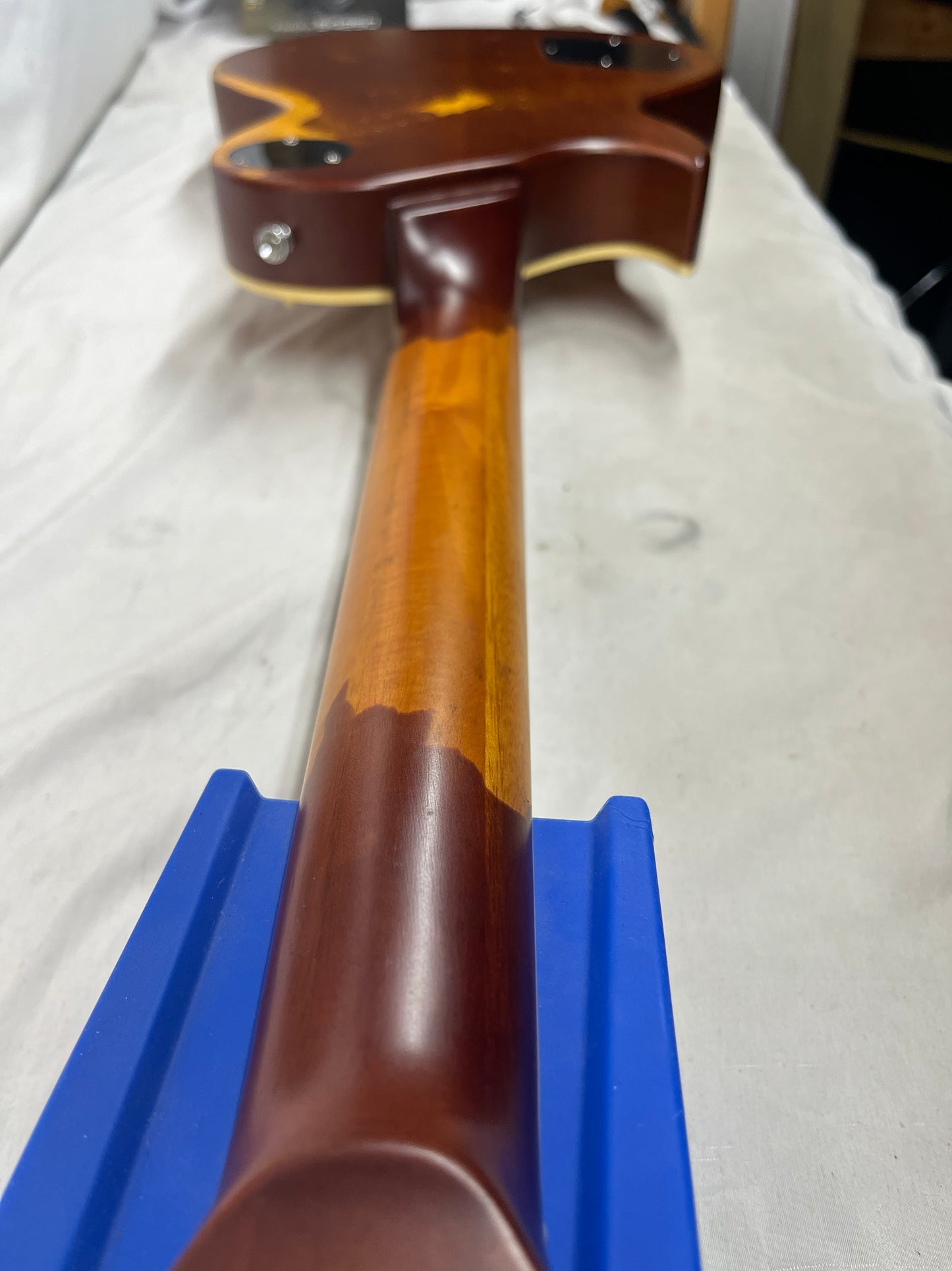 IYV ILS-300D Singlecut LP-Style Electric Guitar