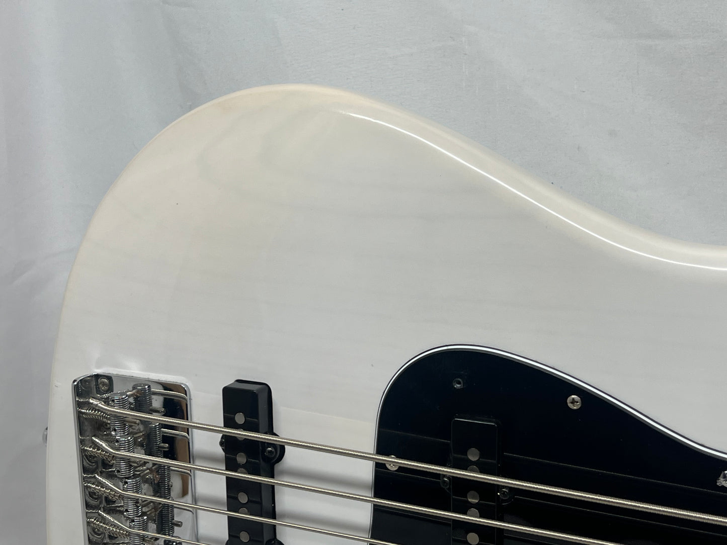 Sire Marcus Miller V7 5-String J-Style Electric Bass