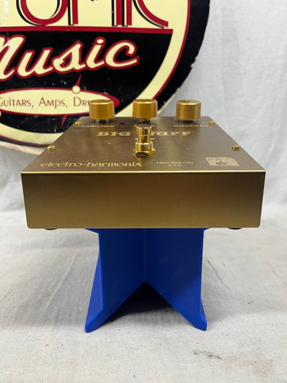 Electro-Harmonix Double Anniversary Big Muff Pi Distortion Fuzz Pedal with Wood Box 2023 Limited Edition (one of 555) - Gold