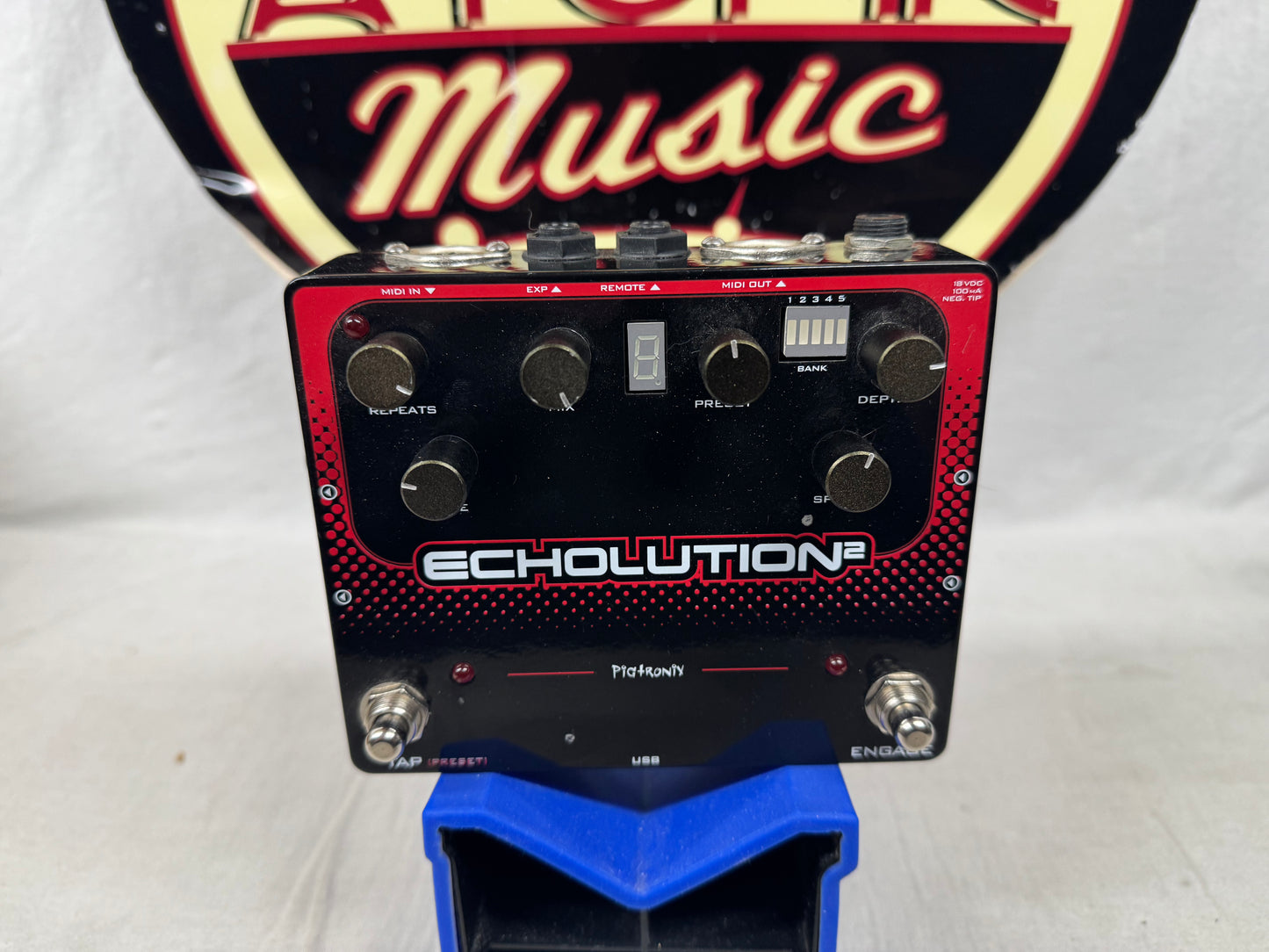 Pigtronix Echolution2 echolution 2 II Filter Pro Multi-Tap Delay Pedal