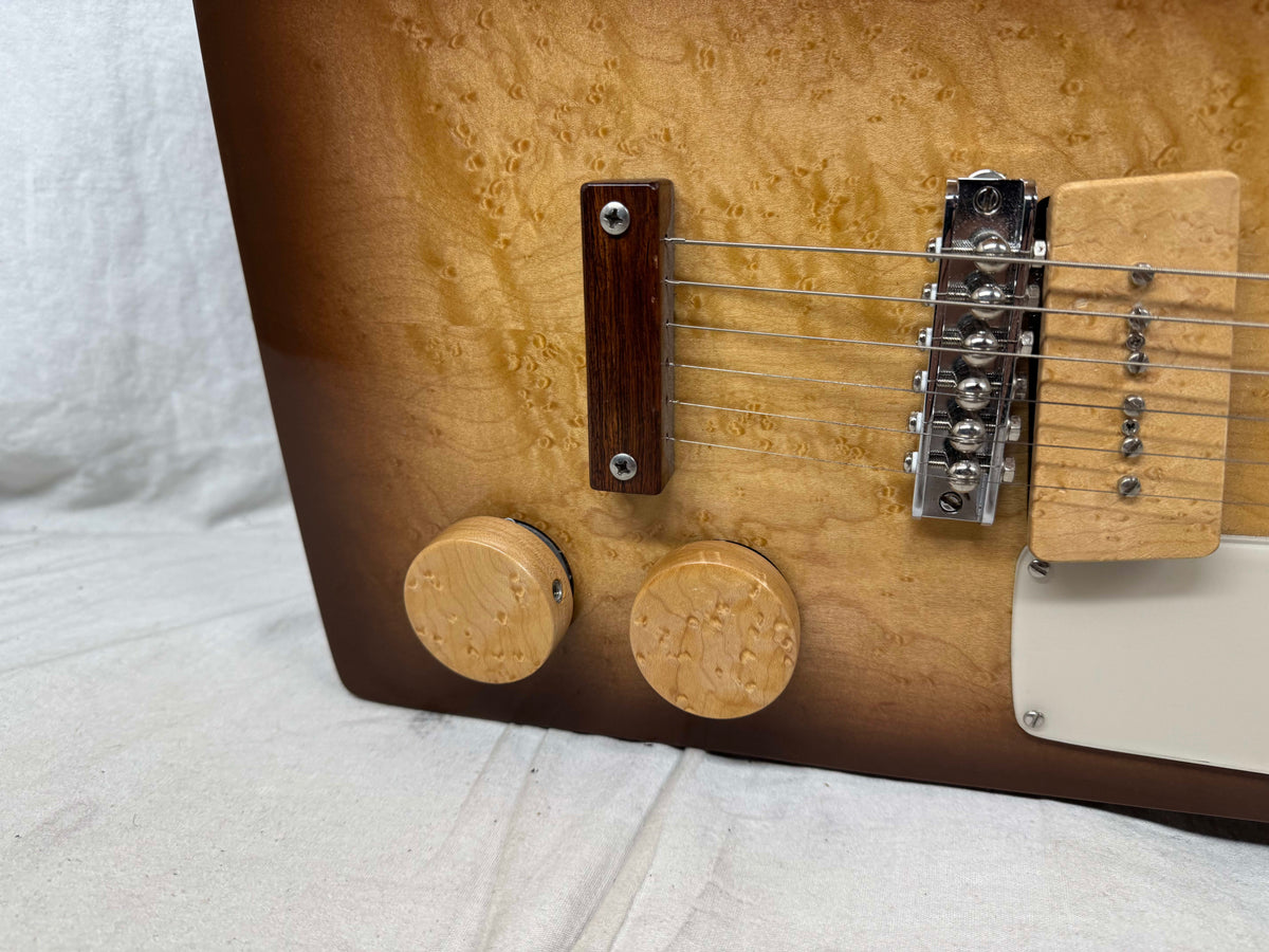 Emery Atom Smasher 6-string Electric Guitar