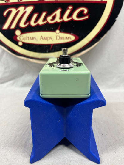 Humanoid Audio Effects Ghoul Fuzz Distortion Pedal with Box
