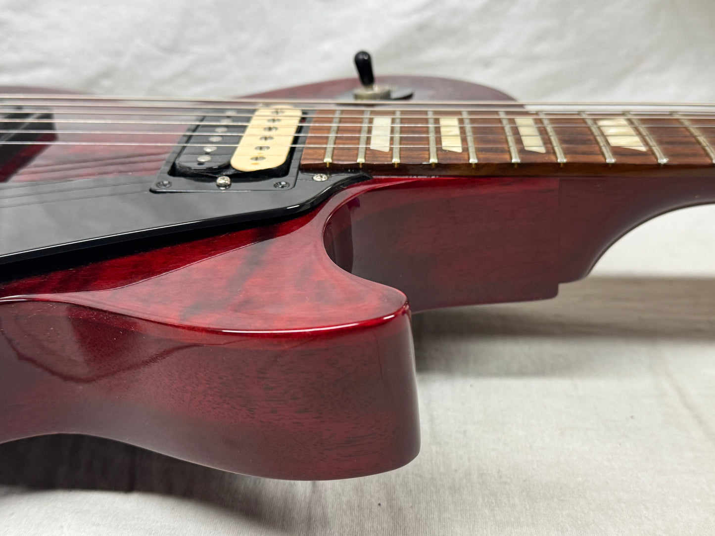 Gibson Les Paul Studio Guitar with Case 2013